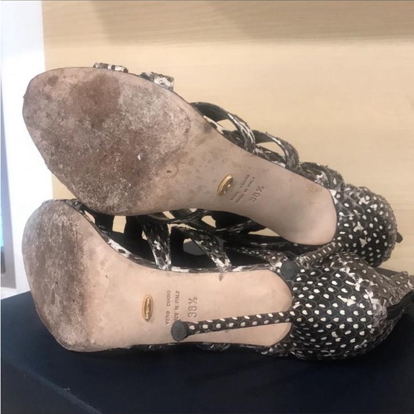 Sergio Rossi women’s size 38 1/2 shoe - Picture 2 of 3